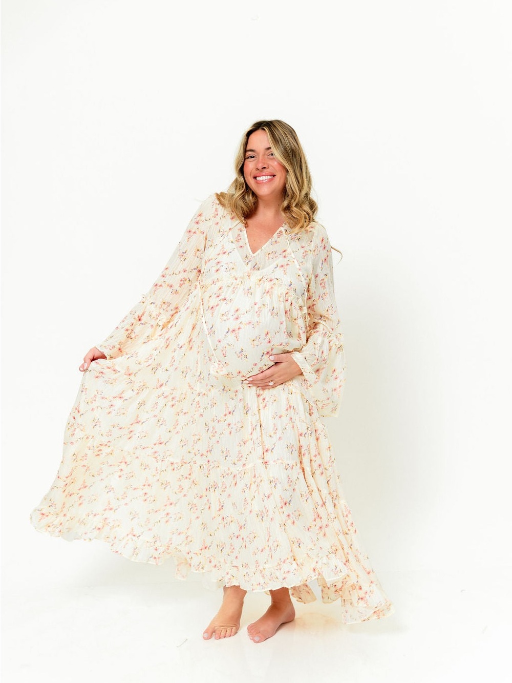 Lisa Woven Floral V-Neck Maxi Dress Worth Collective Mediun